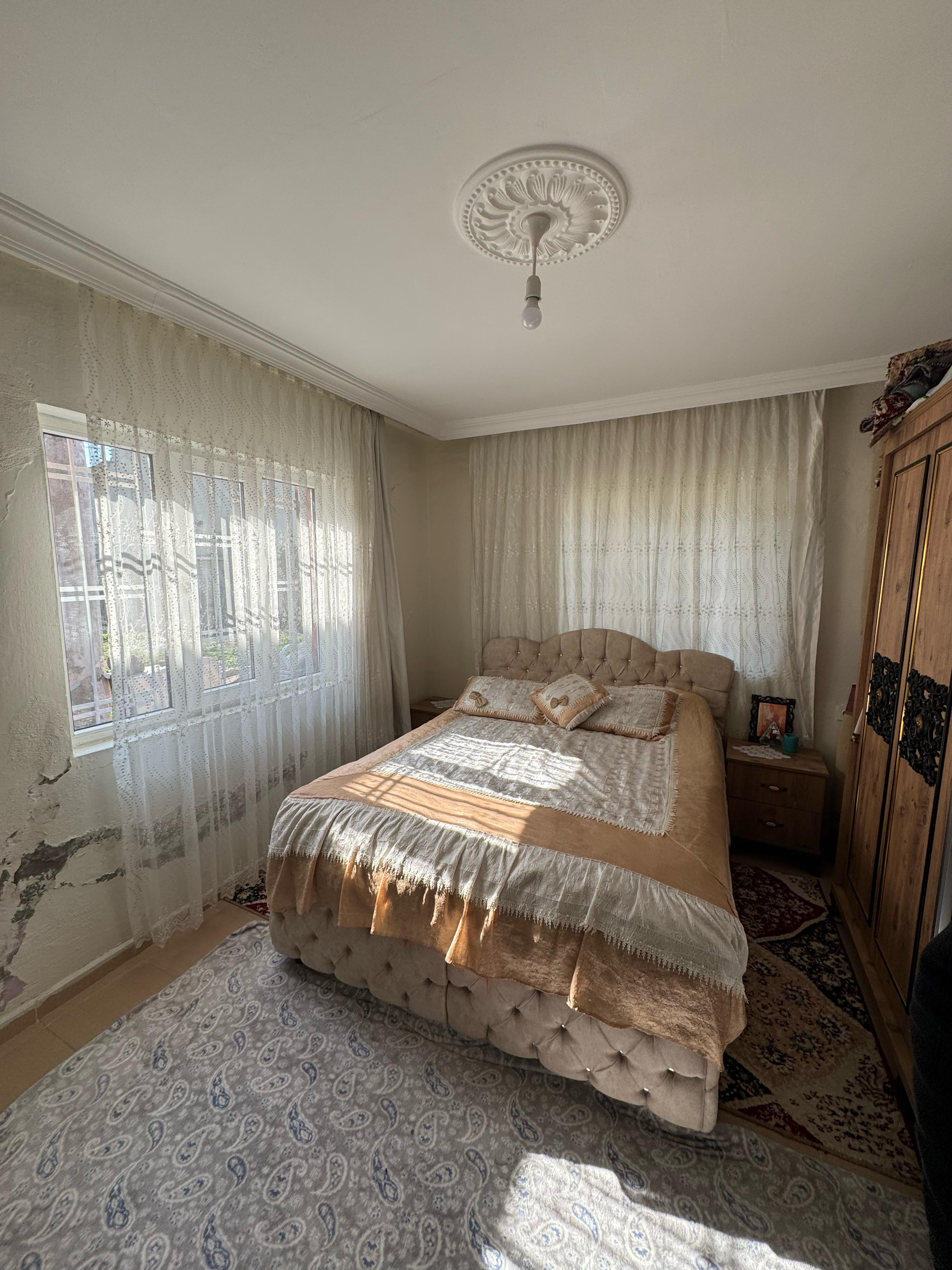 SATILIK MÜSTAKİL EV MARKASİ HASTANESİ CİVARI6