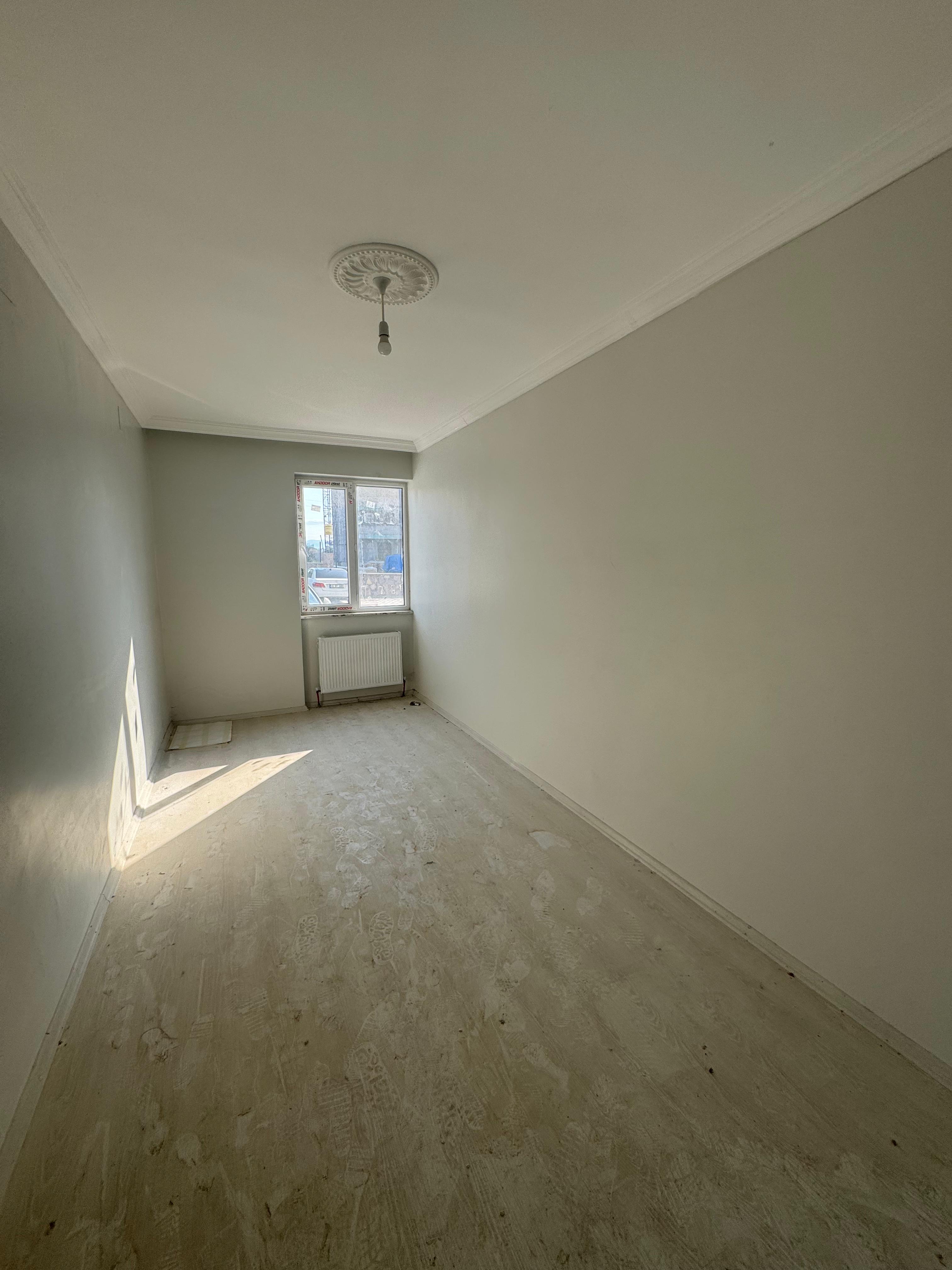 SATILIK 3+1 SİTE İÇERİSİNDE 9