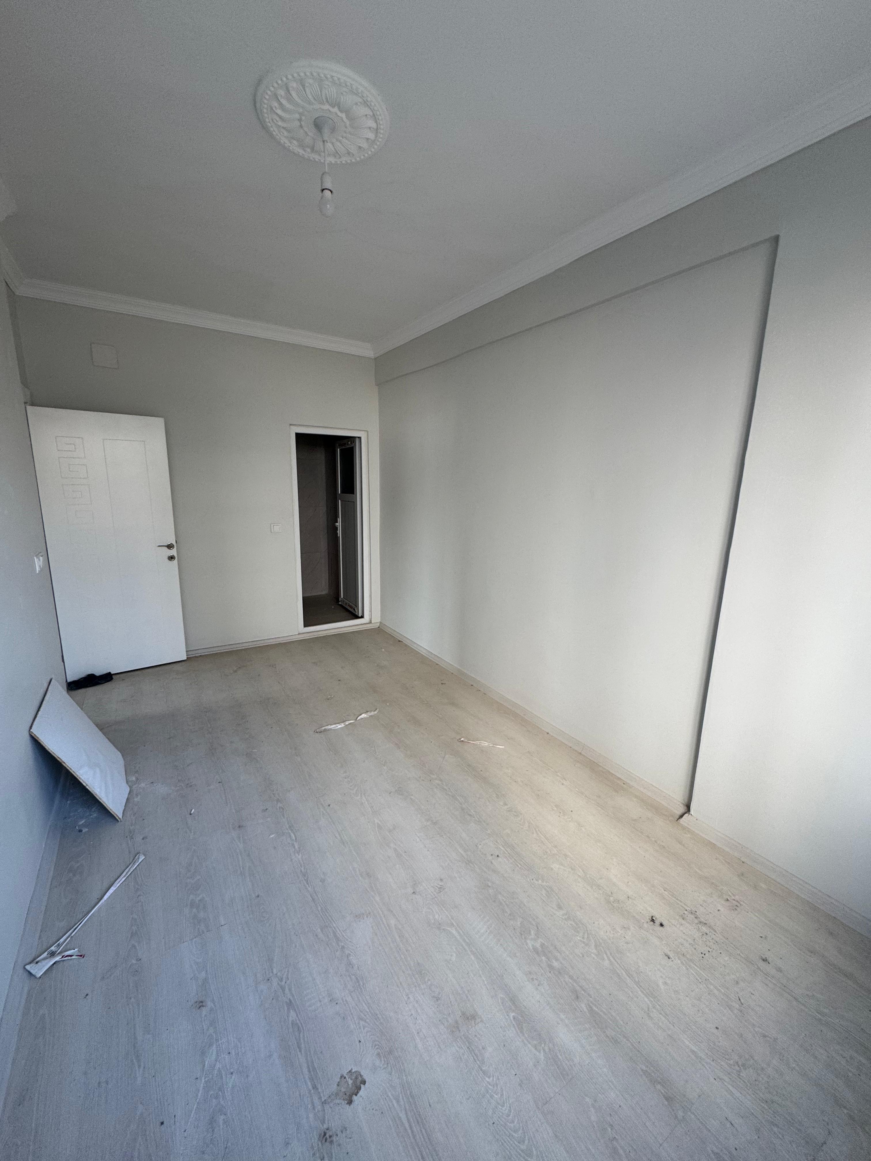 SATILIK 3+1 SİTE İÇERİSİNDE 9